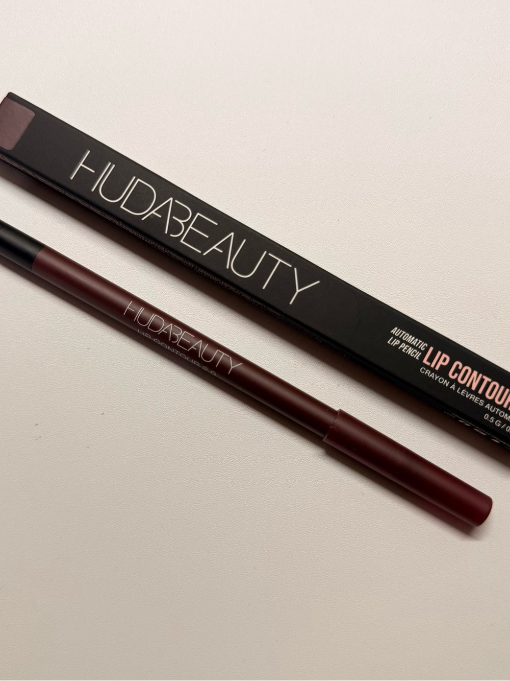 HUDA BEAUTY LIP CONTOUR Automatic Lip Pencil 2.0 Very Berry 0.5g